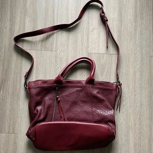 Moda Luxe Handbag/Criss Cross